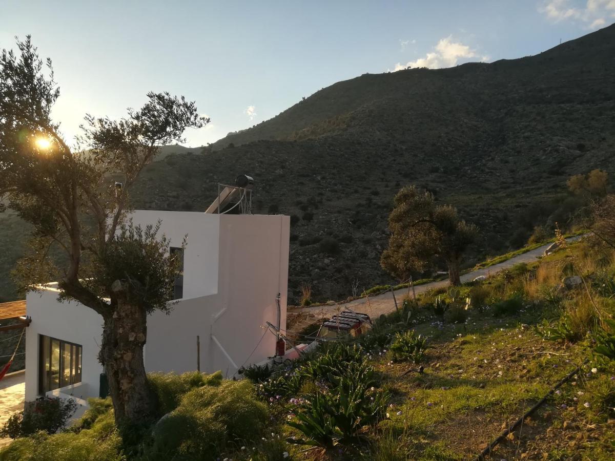 Sea Breeze Ecological Villa Agia Galini  Exterior photo